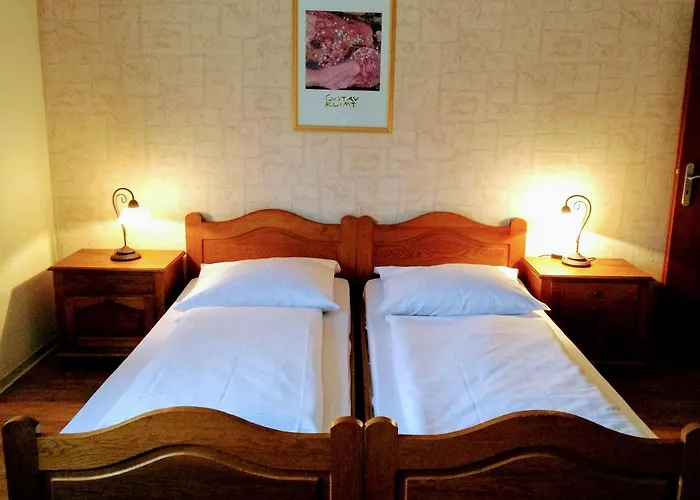 Hotel Zum Schnackel 3*